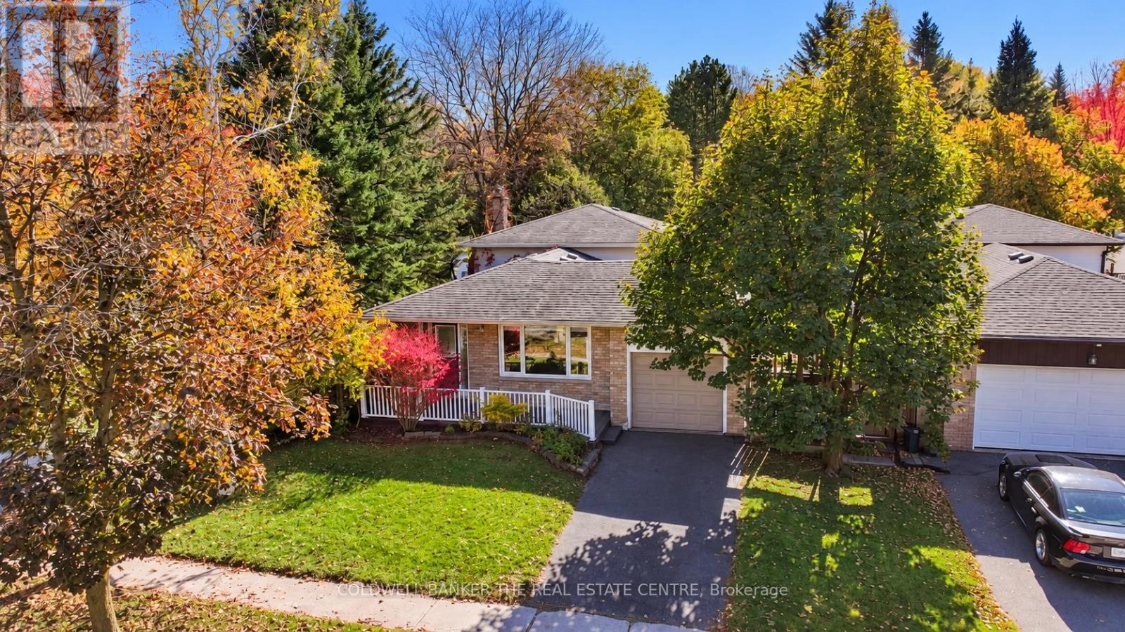 836 Elgin Street, Newmarket (Huron Heights-Leslie Valley), Ontario  L3Y 5K8 - Photo 1 - N14106138