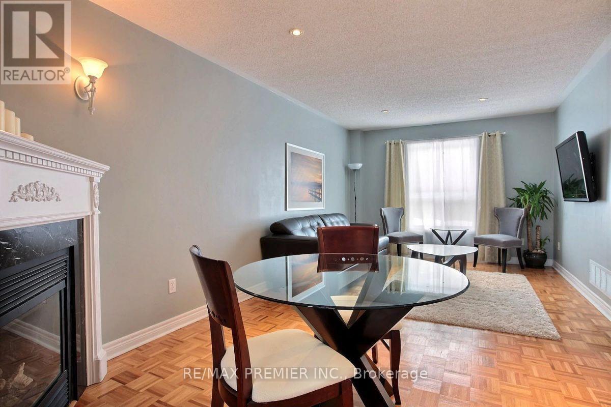 326 John Deisman Boulevard, Vaughan, Ontario  L6A 3H2 - Photo 4 - N14106206