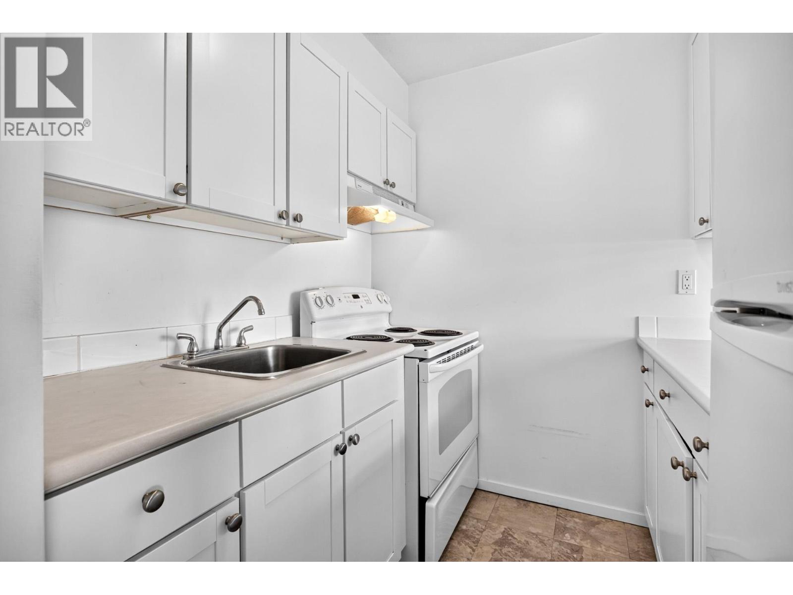 401 1219 Harwood Street, Vancouver, British Columbia  V6E 1S5 - Photo 17 - R3177716
