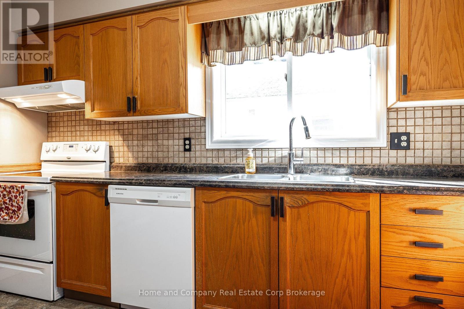 59 Falstaff Street, Stratford, Ontario  N5A 3T4 - Photo 13 - X14106084