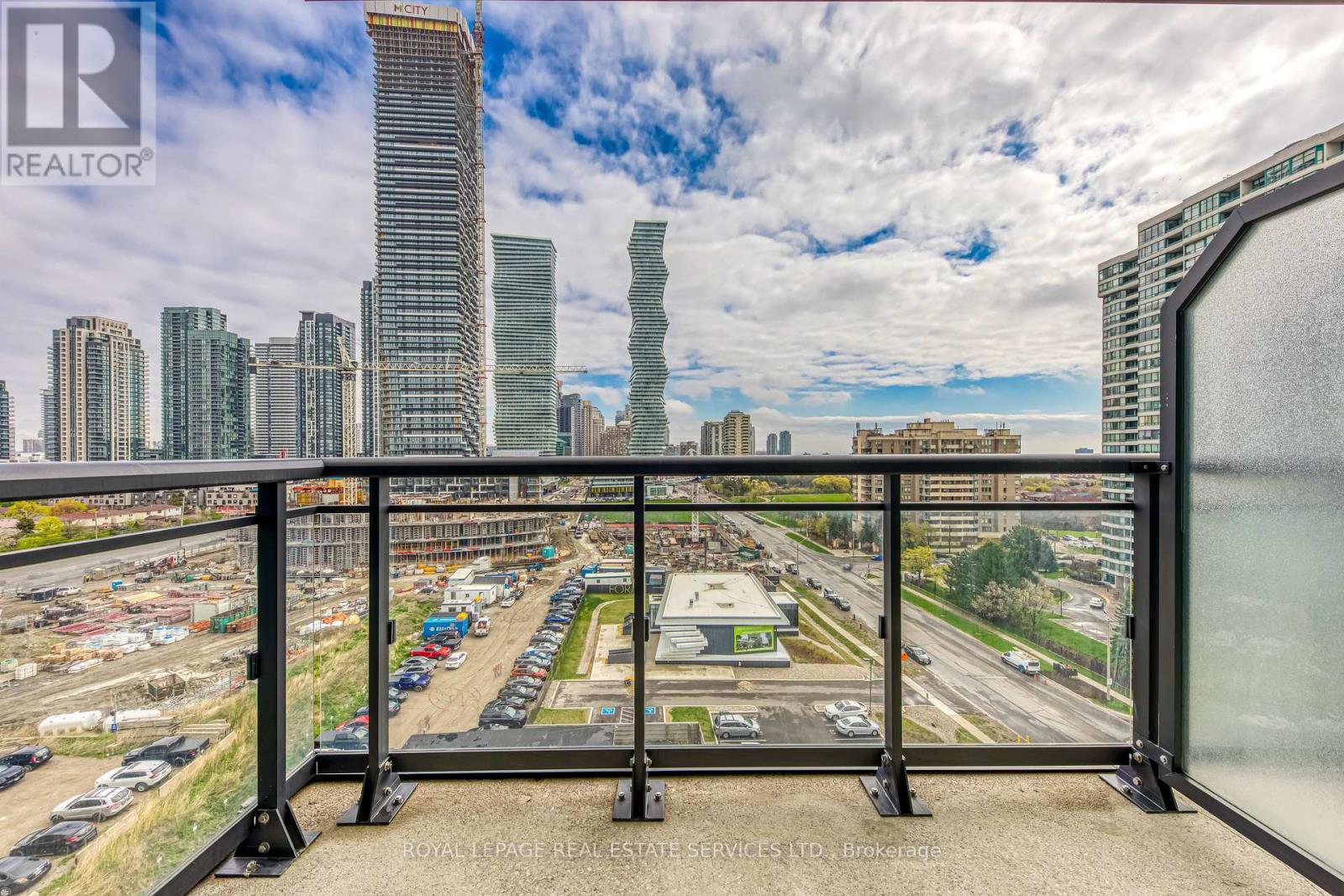 910 - 3975 Grand Park Drive, Mississauga (City Centre), Ontario  L5B 4M6 - Photo 18 - W14106074