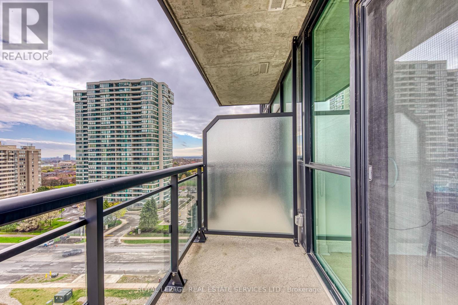 910 - 3975 Grand Park Drive, Mississauga (City Centre), Ontario  L5B 4M6 - Photo 20 - W14106074