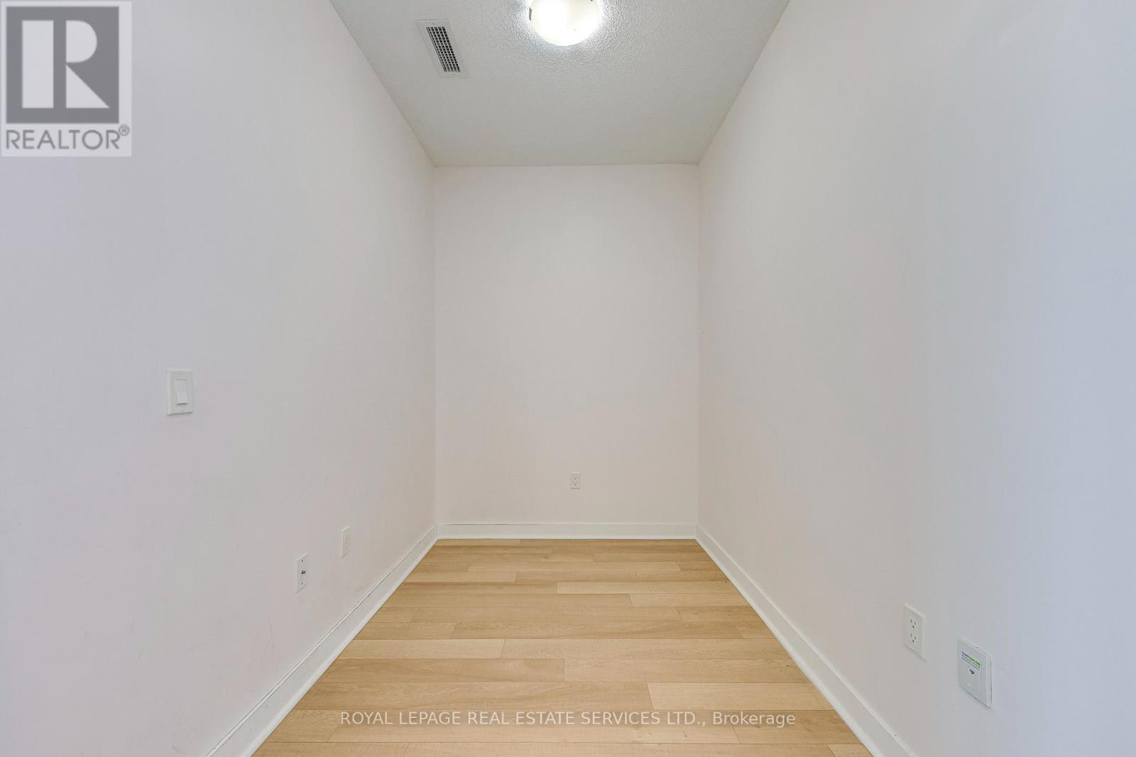910 - 3975 Grand Park Drive, Mississauga (City Centre), Ontario  L5B 4M6 - Photo 7 - W14106074