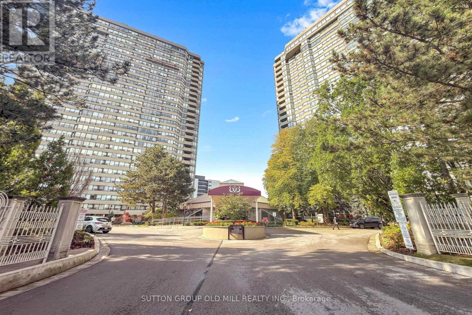 1905 - 1320 ISLINGTON AVENUE, Toronto, Ontario