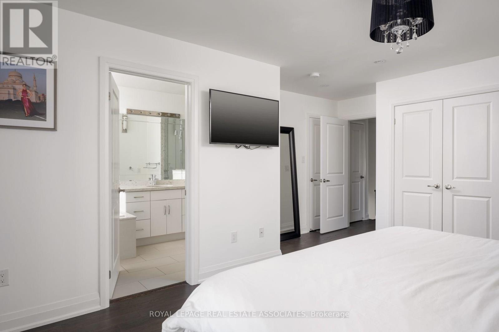 1067 Shaw Drive, Mississauga (Lakeview), Ontario  L5G 3Z3 - Photo 35 - W14106092