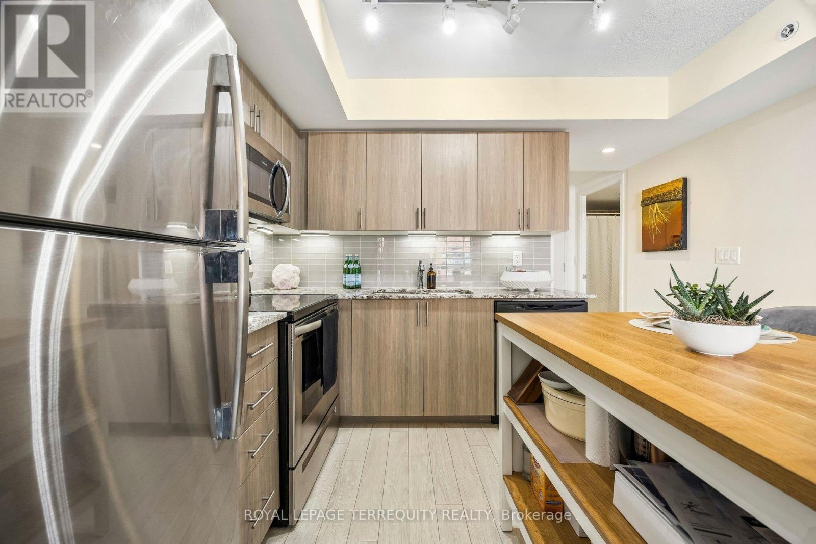 524 - 3091 Dufferin Street, Toronto (Yorkdale-Glen Park), Ontario  M6A 0C4 - Photo 10 - W14106108