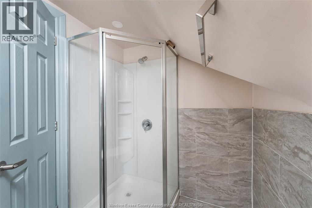 811 Langlois, Windsor, Ontario  N9A 2G9 - Photo 20 - 26025995