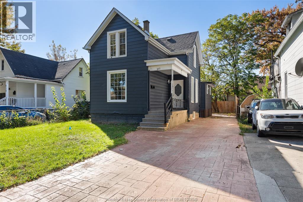 811 Langlois, Windsor, Ontario  N9A 2G9 - Photo 1 - 26025995