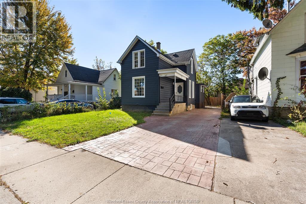 811 Langlois, Windsor, Ontario  N9A 2G9 - Photo 2 - 26025995