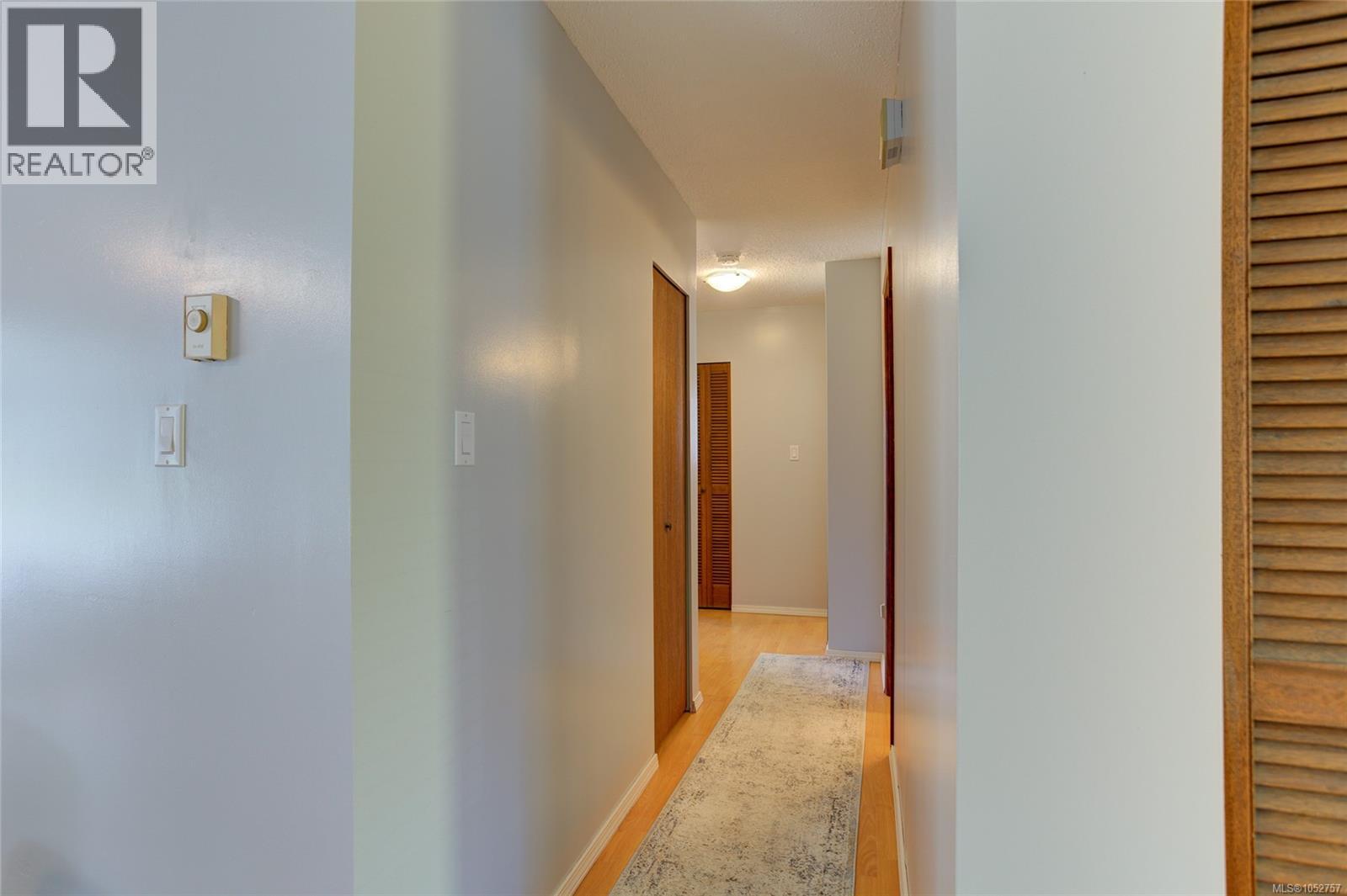 1837 Sandra Pl