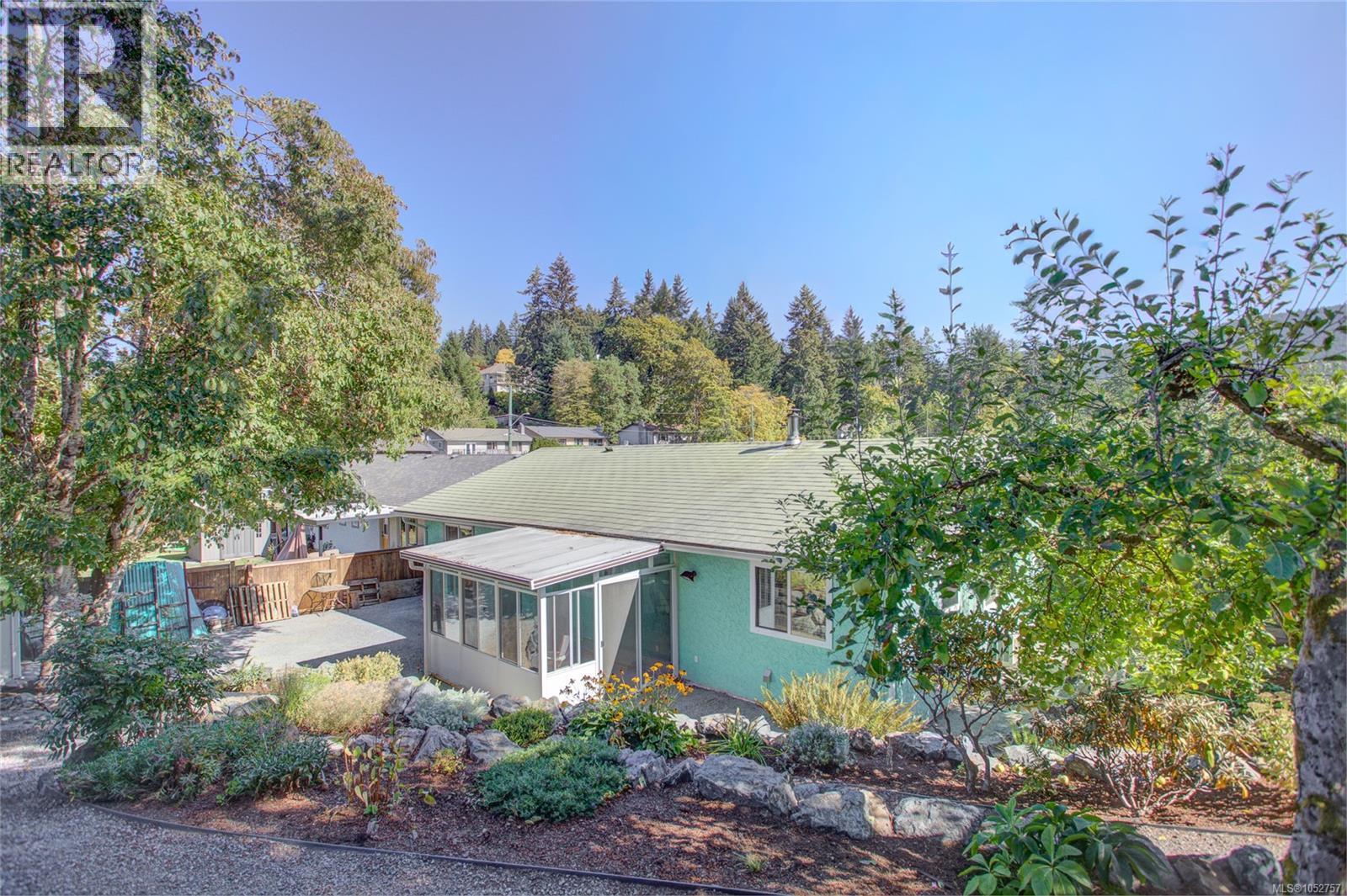 1837 Sandra Pl