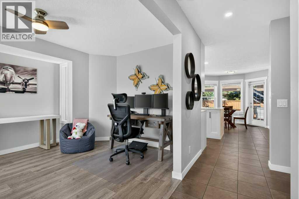 218 Harvest Creek Close Ne, Calgary, Alberta  T3K 4P8 - Photo 5 - A2351155