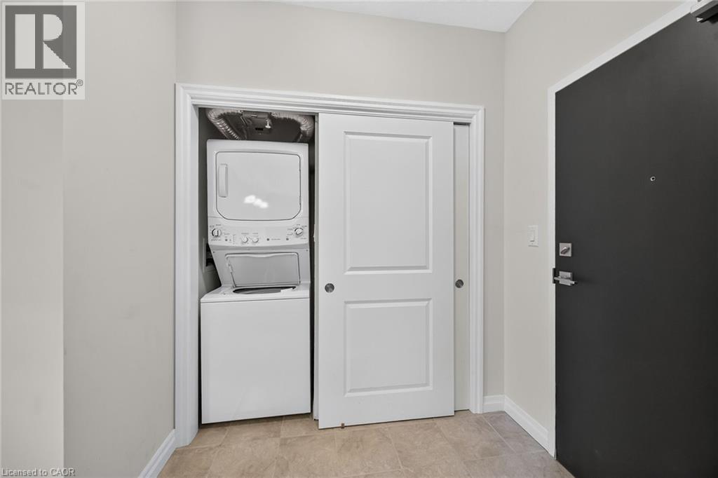 170 Rockhaven Lane Unit# 207, Waterdown, Ontario  L8B 1B5 - Photo 11 - 40869775