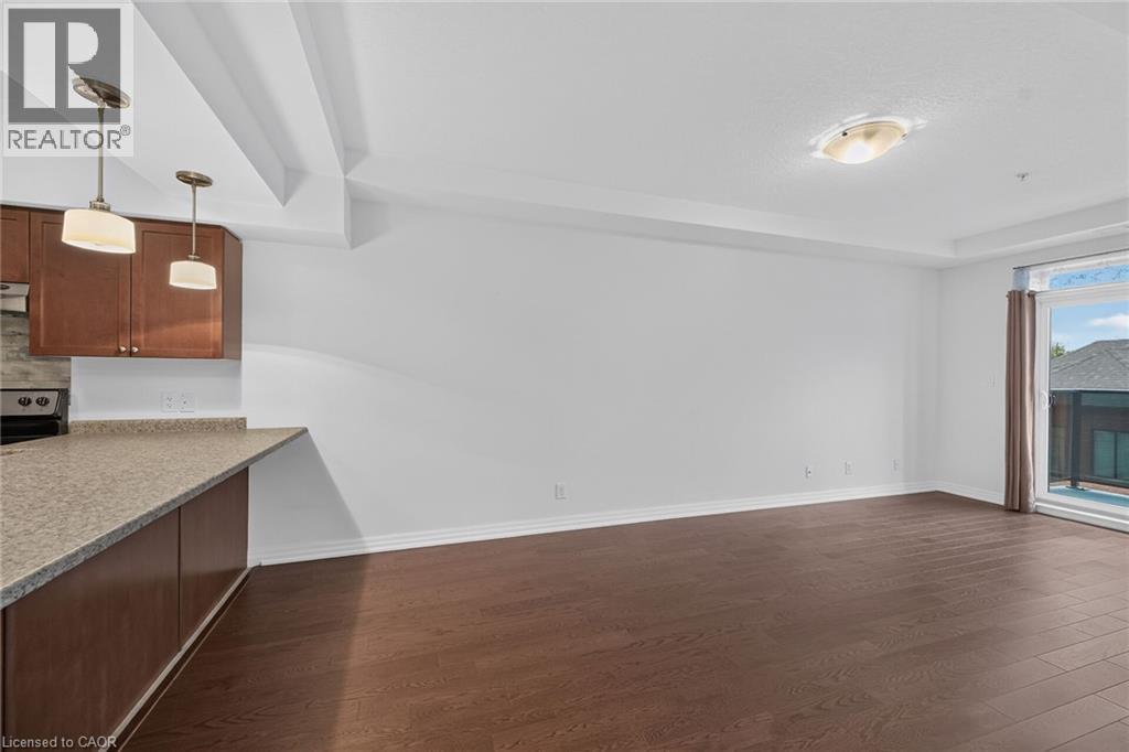 170 Rockhaven Lane Unit# 207, Waterdown, Ontario  L8B 1B5 - Photo 7 - 40869775