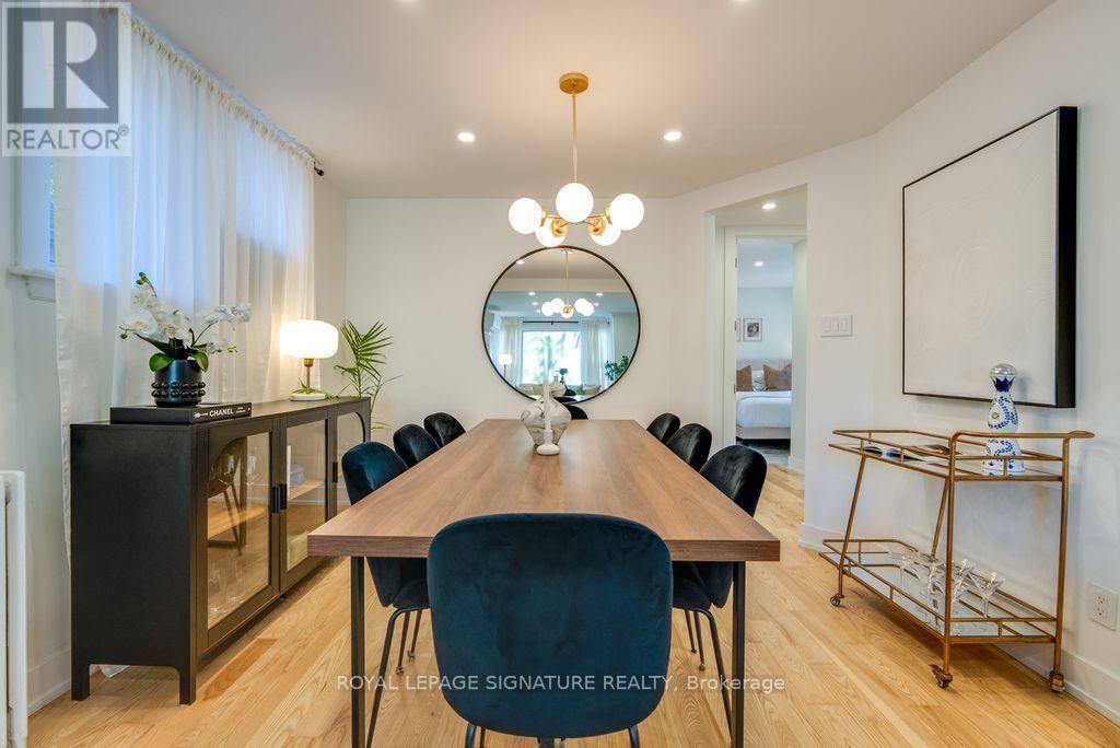 31 Davies Crescent, Toronto, Ontario  M4J 2X7 - Photo 7 - E14099680
