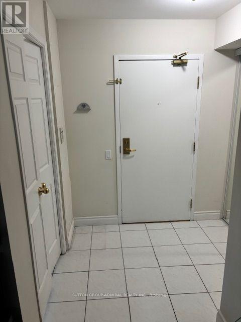 202 - 5 Emerald Lane, Vaughan, Ontario  L4J 8N2 - Photo 2 - N14084694