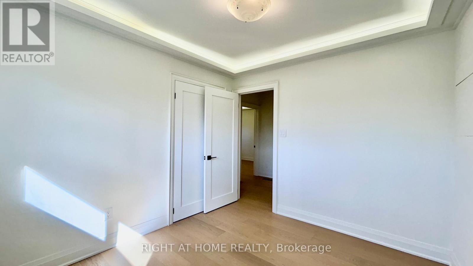 575 Eversley Drive, Mississauga, Ontario  L5A 2E1 - Photo 12 - W14091964