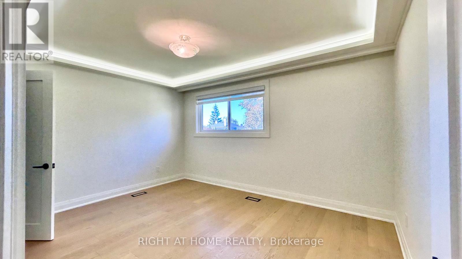 575 Eversley Drive, Mississauga, Ontario  L5A 2E1 - Photo 10 - W14091964