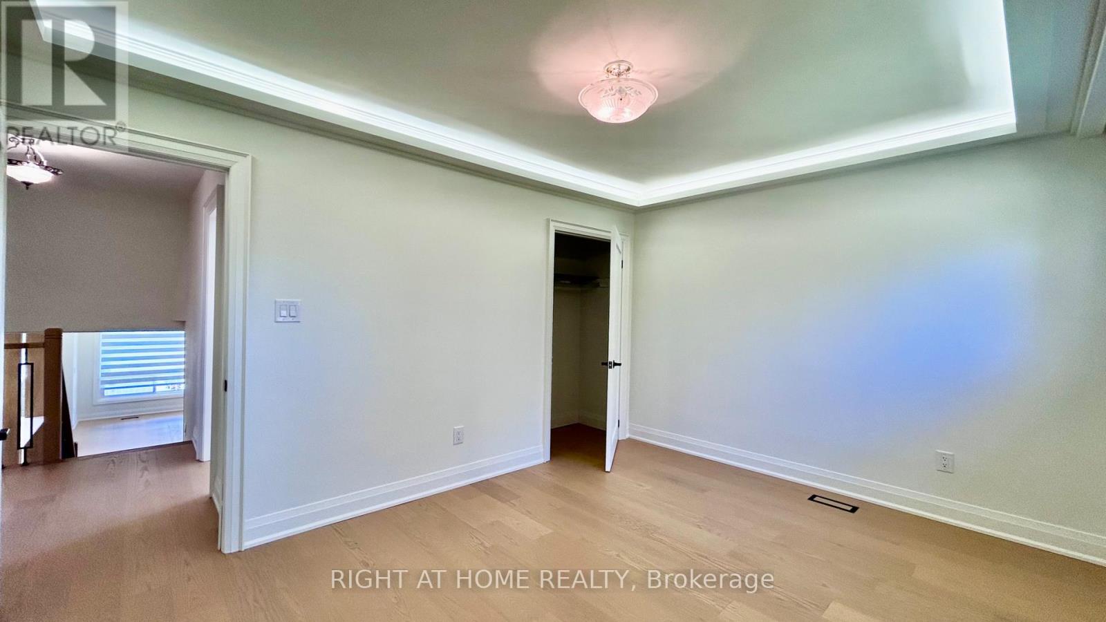 575 Eversley Drive, Mississauga, Ontario  L5A 2E1 - Photo 9 - W14091964