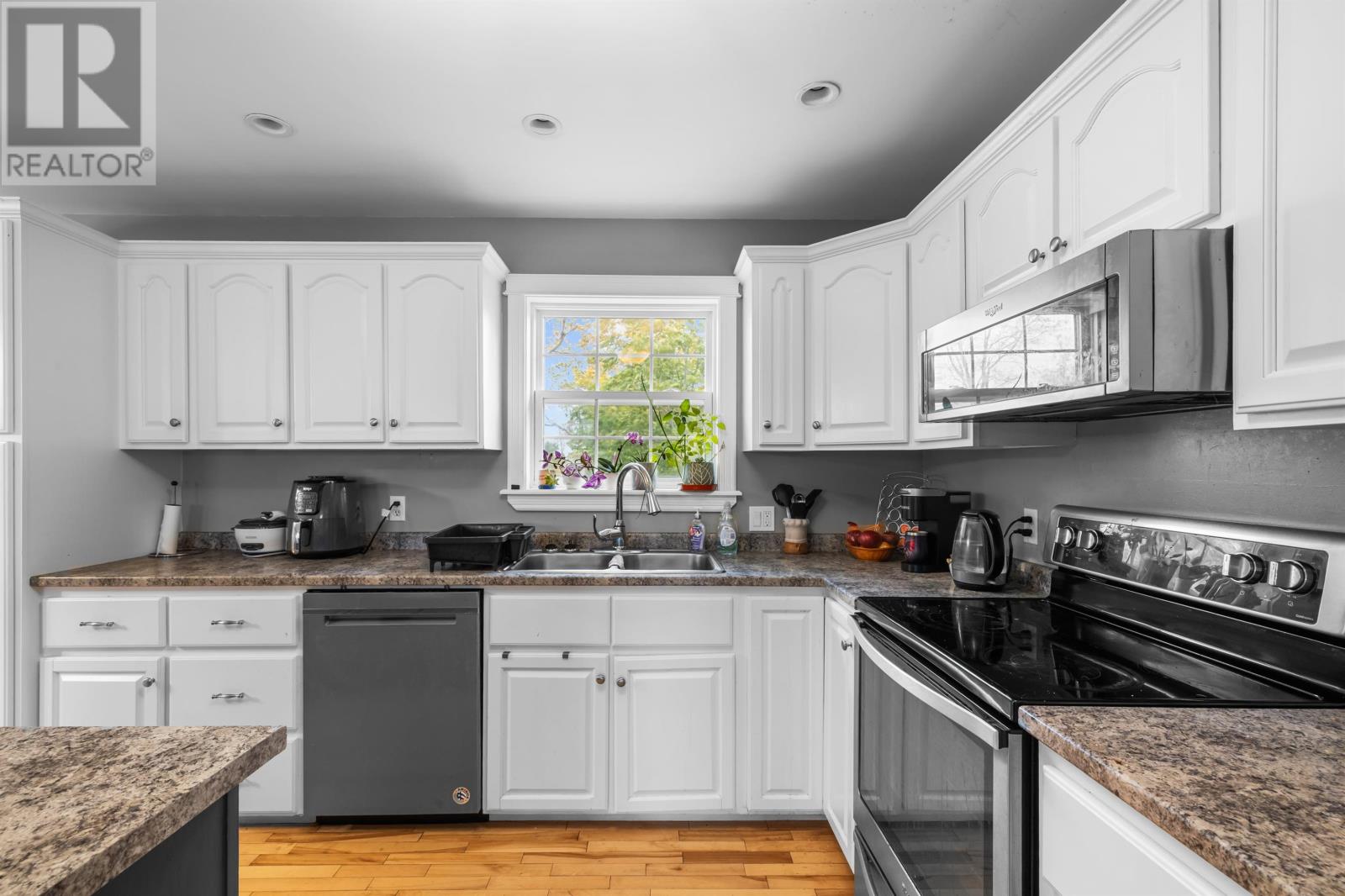 14 Parent Street, Charlottetown, Prince Edward Island  C1C 1R2 - Photo 11 - 202626416