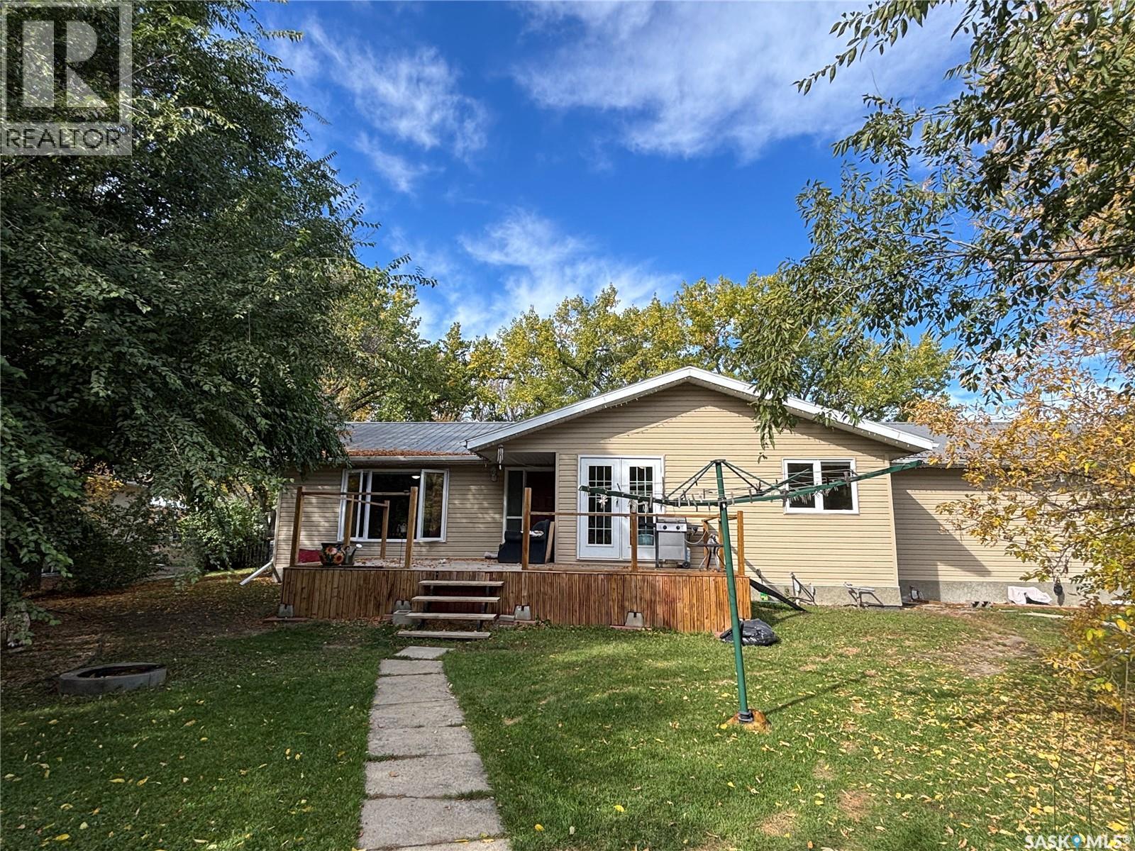 202 Hood STREET, maple creek, Saskatchewan