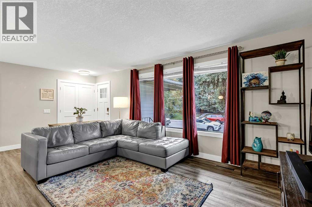 96 Alderwood Close SE, Calgary, Alberta  T2H 1T3 - Photo 5 - A2349956