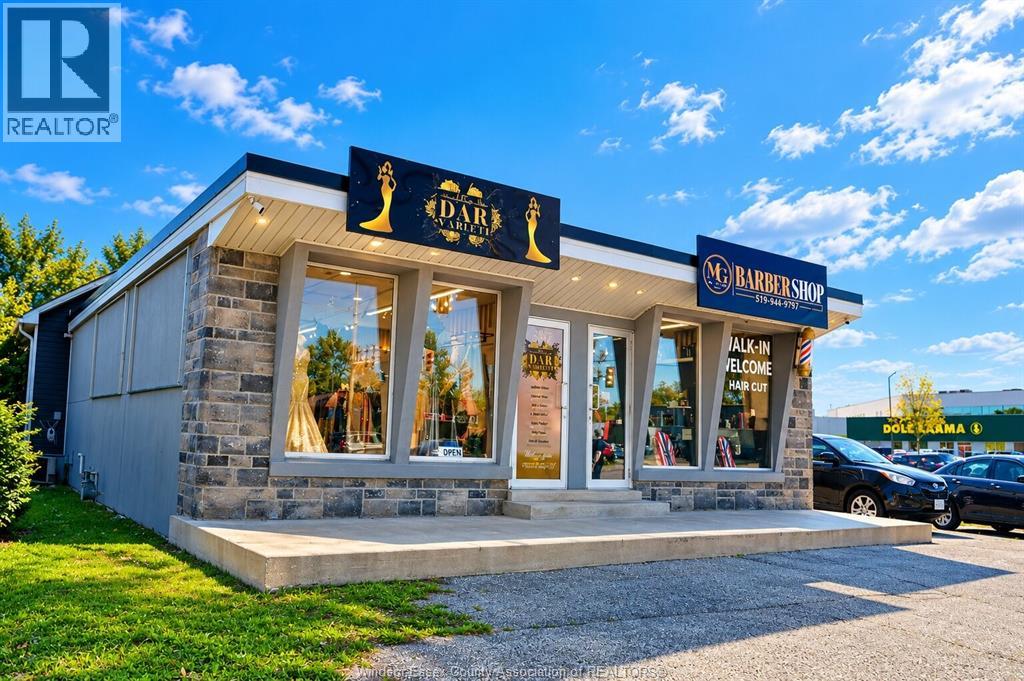 MLS# 26025944: 5467 TECUMSEH ROAD East Unit# 1, Windsor, Canada