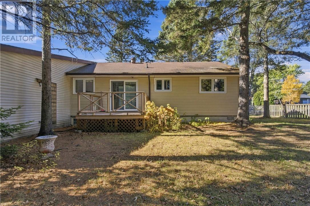 12 Calford Street, Naughton, Ontario  P0M 2M0 - Photo 33 - 2131024