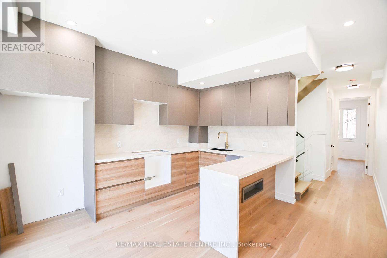 59 Jones Avenue, Toronto, Ontario  M4M 2Z7 - Photo 17 - E12986368