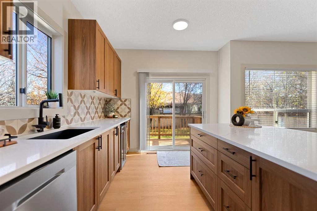 180 Woodside Road NW, Airdrie, Alberta  T4B 2E2 - Photo 14 - A2352731