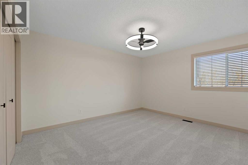 180 Woodside Road NW, Airdrie, Alberta  T4B 2E2 - Photo 30 - A2352731
