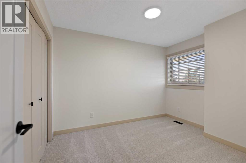 180 Woodside Road NW, Airdrie, Alberta  T4B 2E2 - Photo 31 - A2352731
