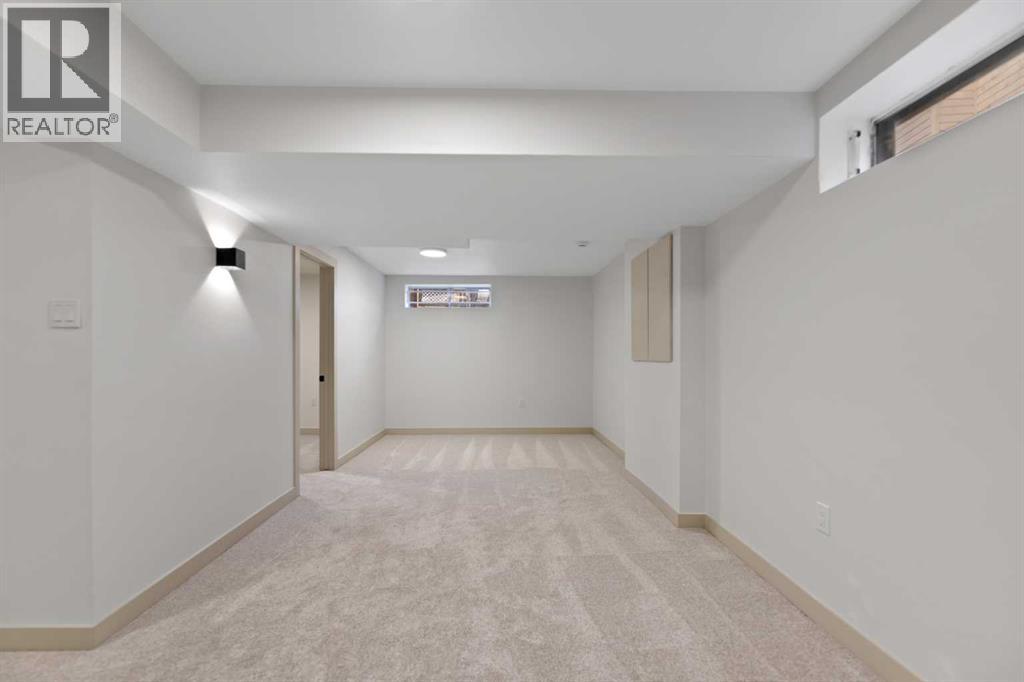 180 Woodside Road NW, Airdrie, Alberta  T4B 2E2 - Photo 35 - A2352731