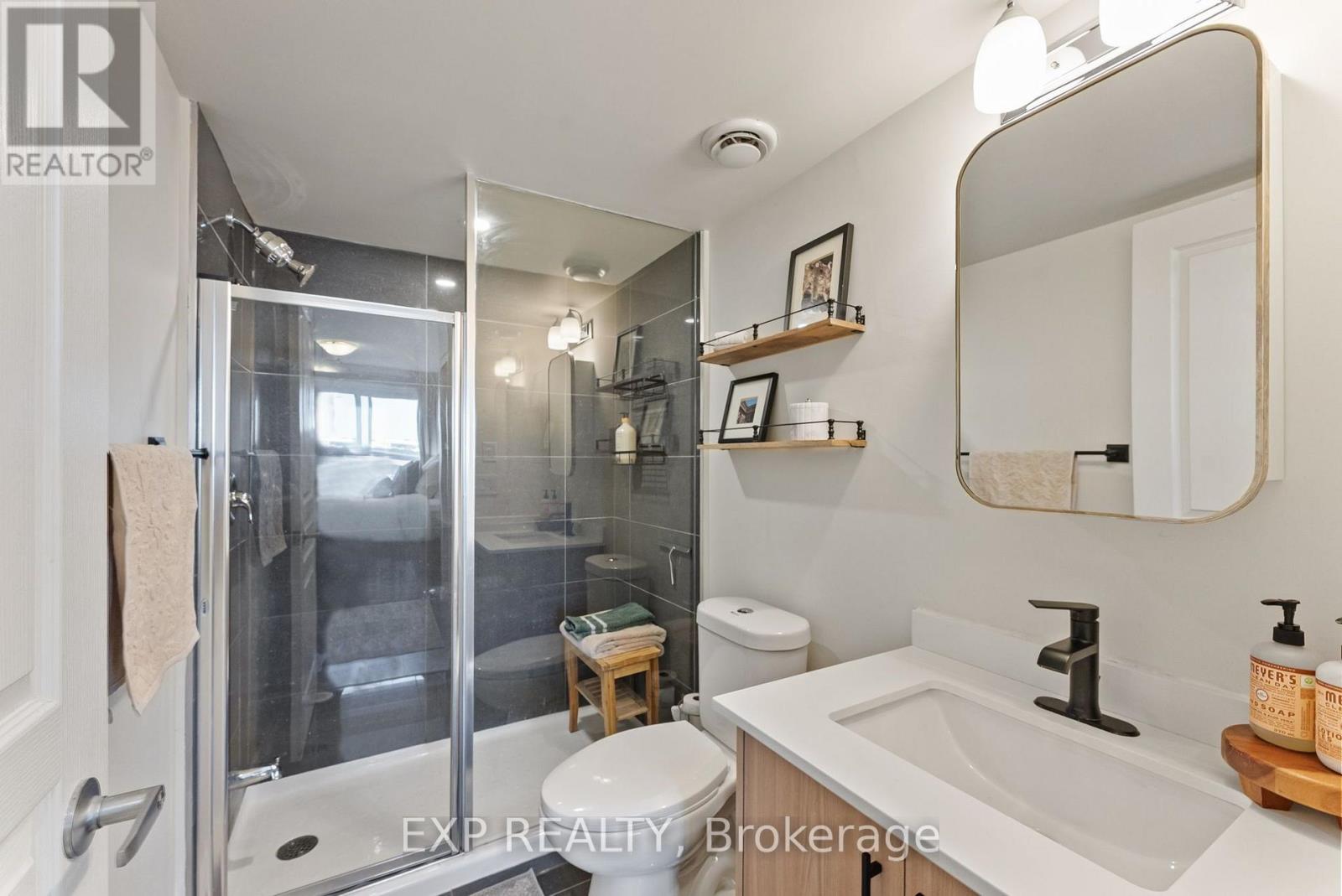 6 - 145 Long Branch Avenue, Toronto, Ontario  M8W 0A9 - Photo 18 - W14104968