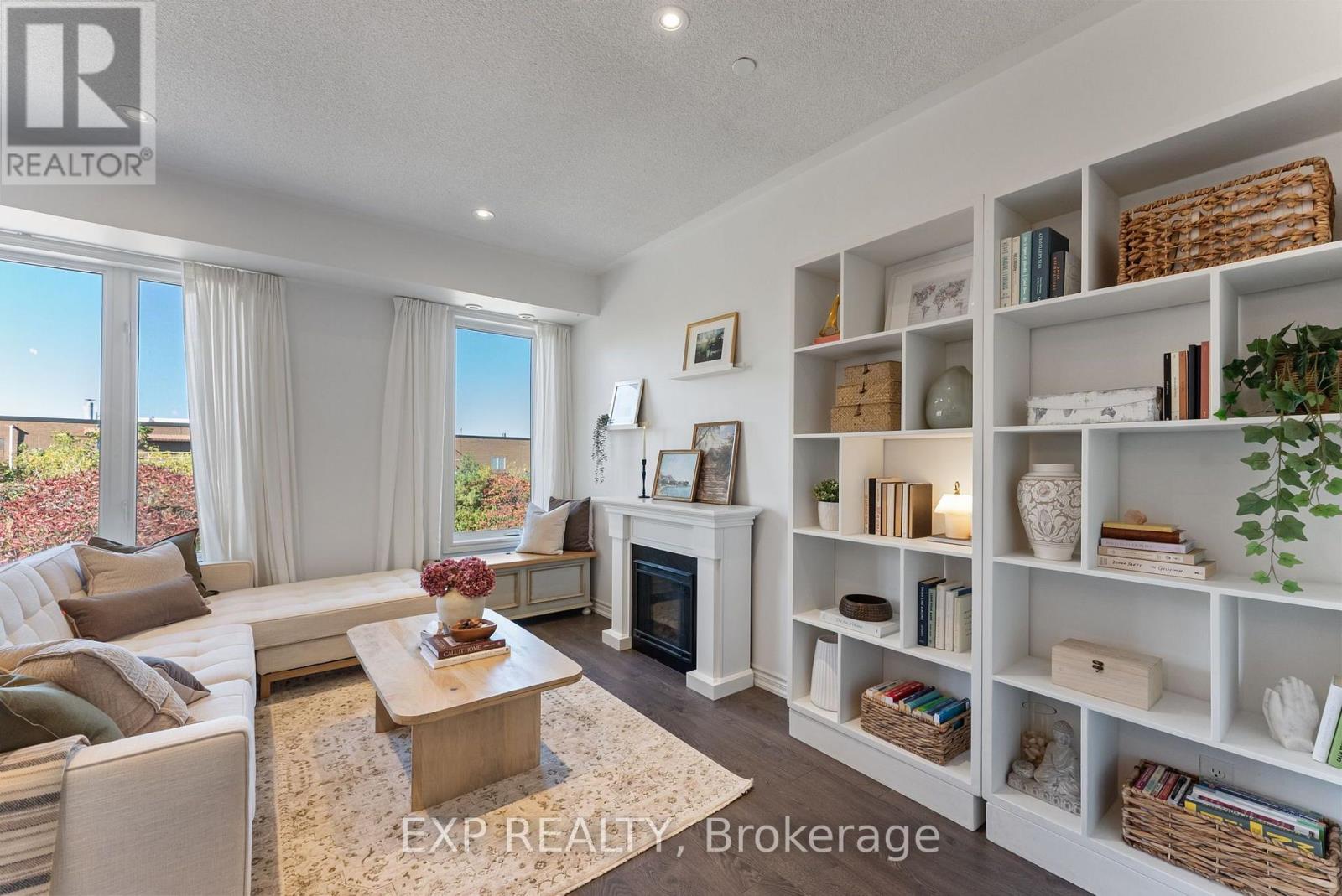 6 - 145 Long Branch Avenue, Toronto, Ontario  M8W 0A9 - Photo 5 - W14104968