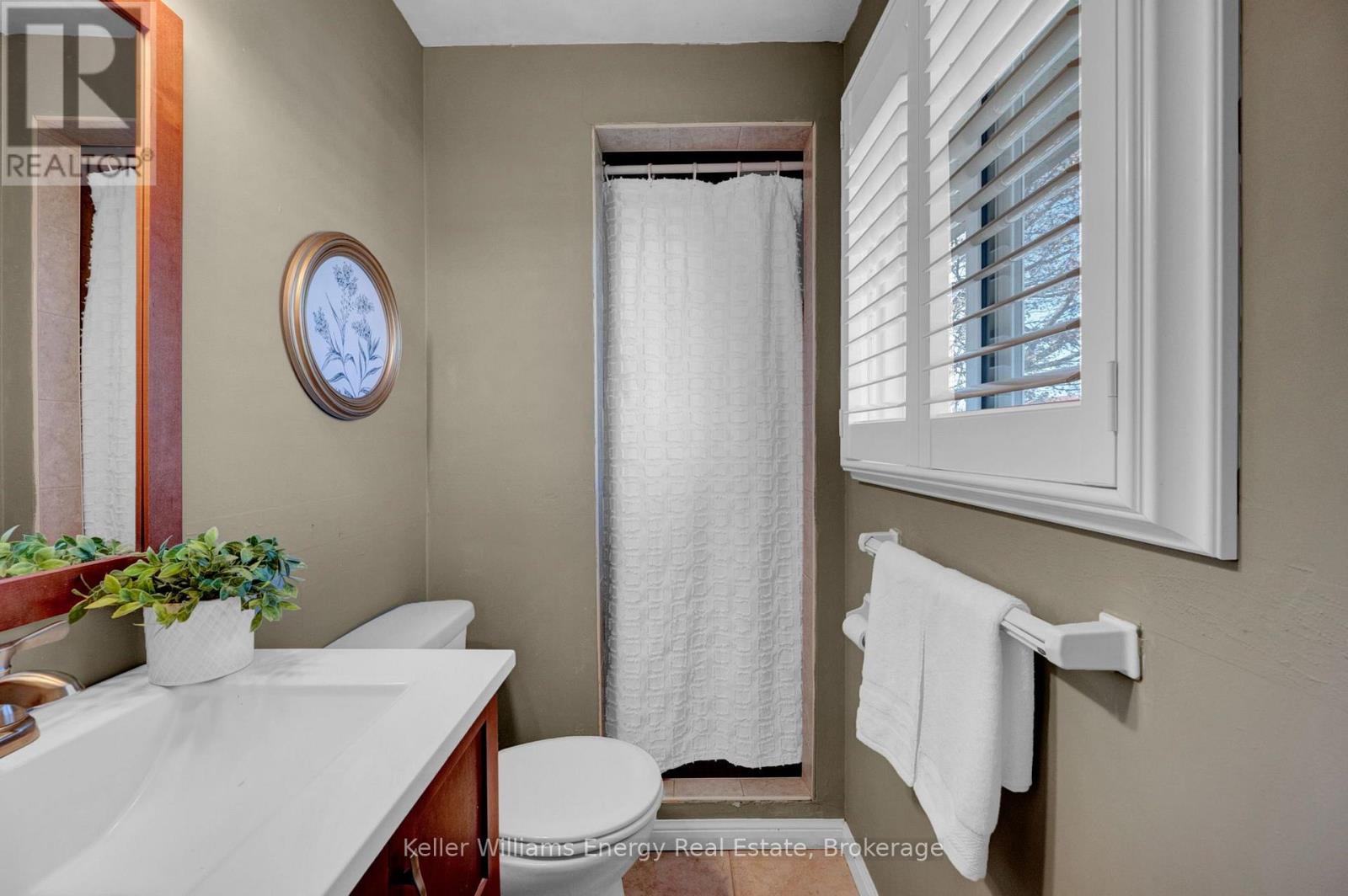 830 Saint Anne Court, Oshawa, Ontario  L1J 7N1 - Photo 29 - E14106276
