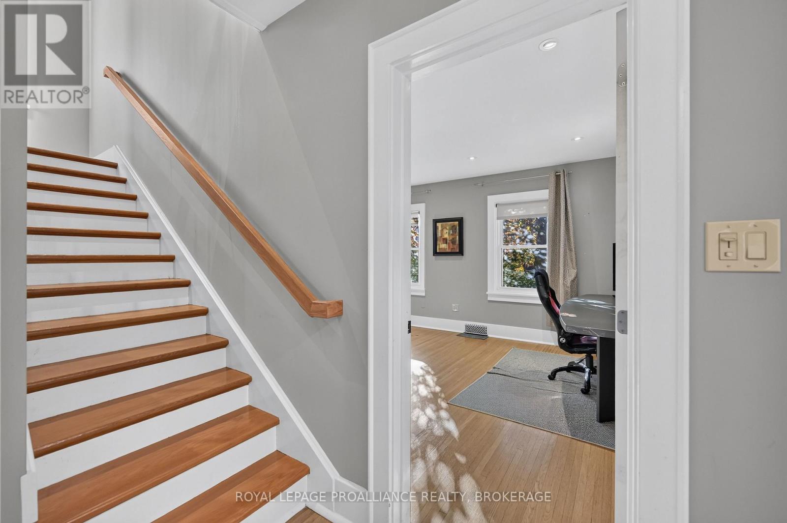 61 Traymoor Street, Kingston, Ontario K7L 4K9 - Photo 4 - X14106564
