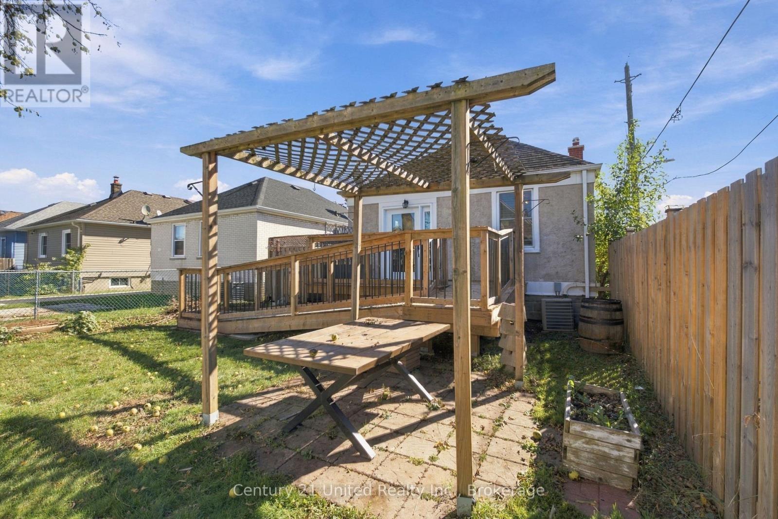 57 Sherwood Avenue, St. Catharines, Ontario  L2R 1X4 - Photo 30 - X14106520