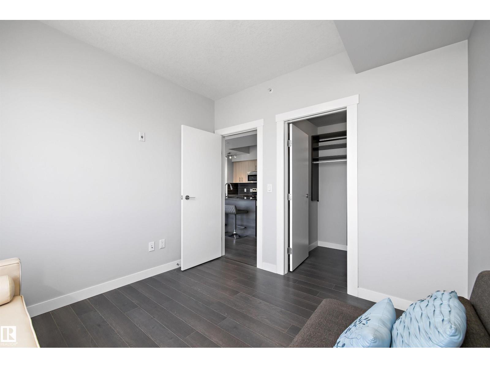 #1804 10226 104 ST NW