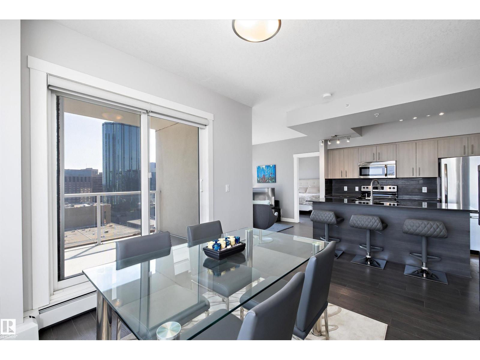 #1804 10226 104 ST NW