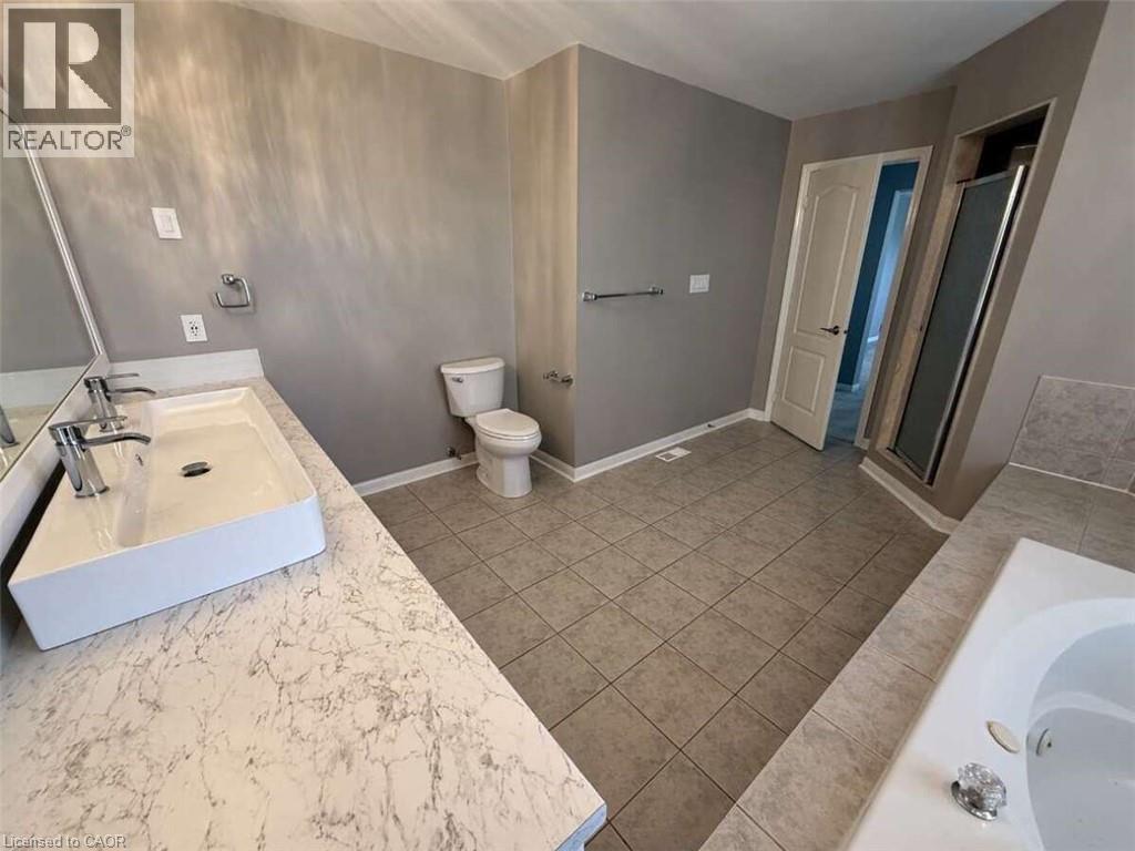 5673 Roseville Court, Burlington, Ontario  L7L 6V4 - Photo 25 - 40873227