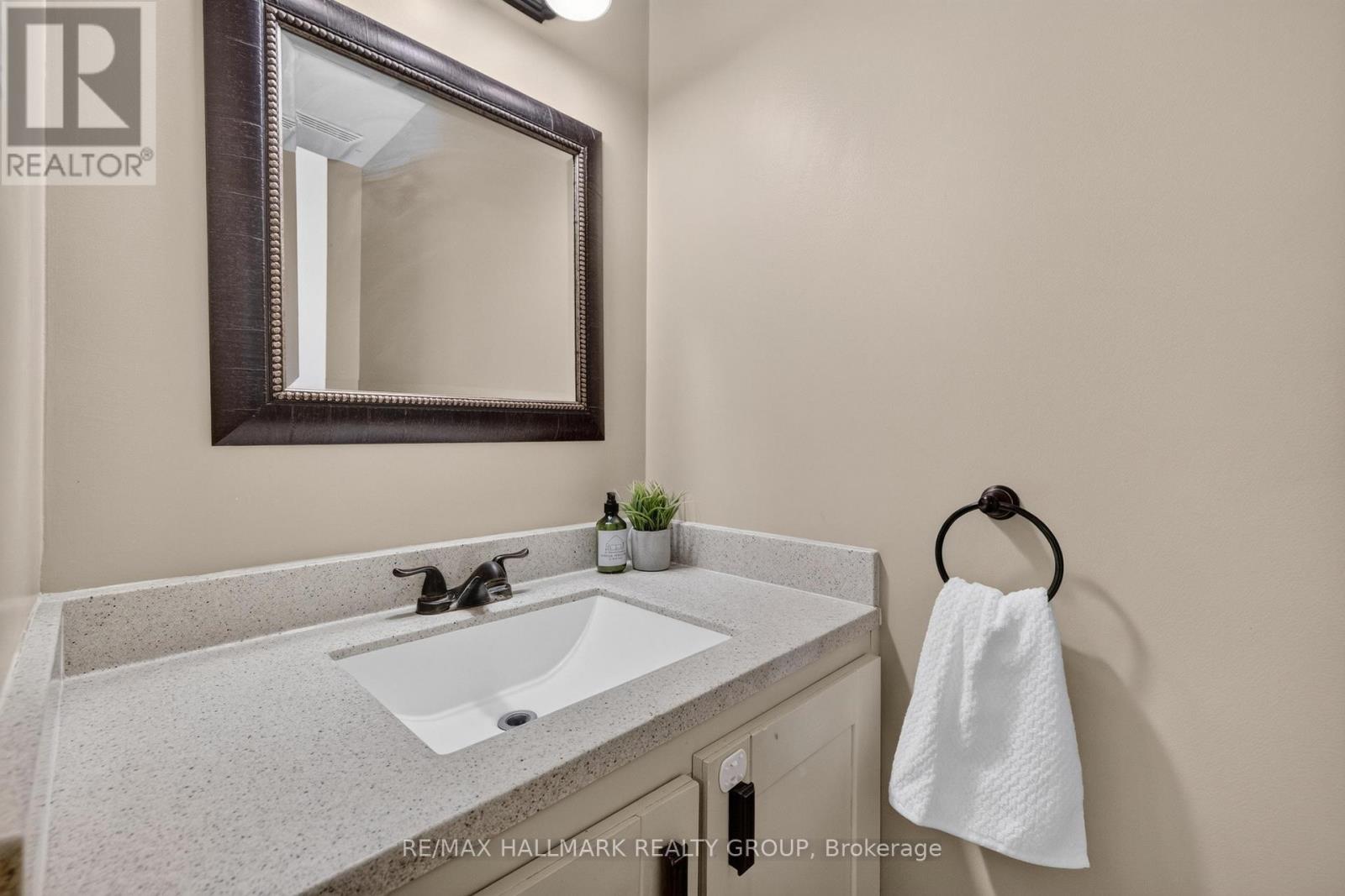 6350 Bilberry Drive, Ottawa, Ontario  K1C 4P8 - Photo 14 - X14106358