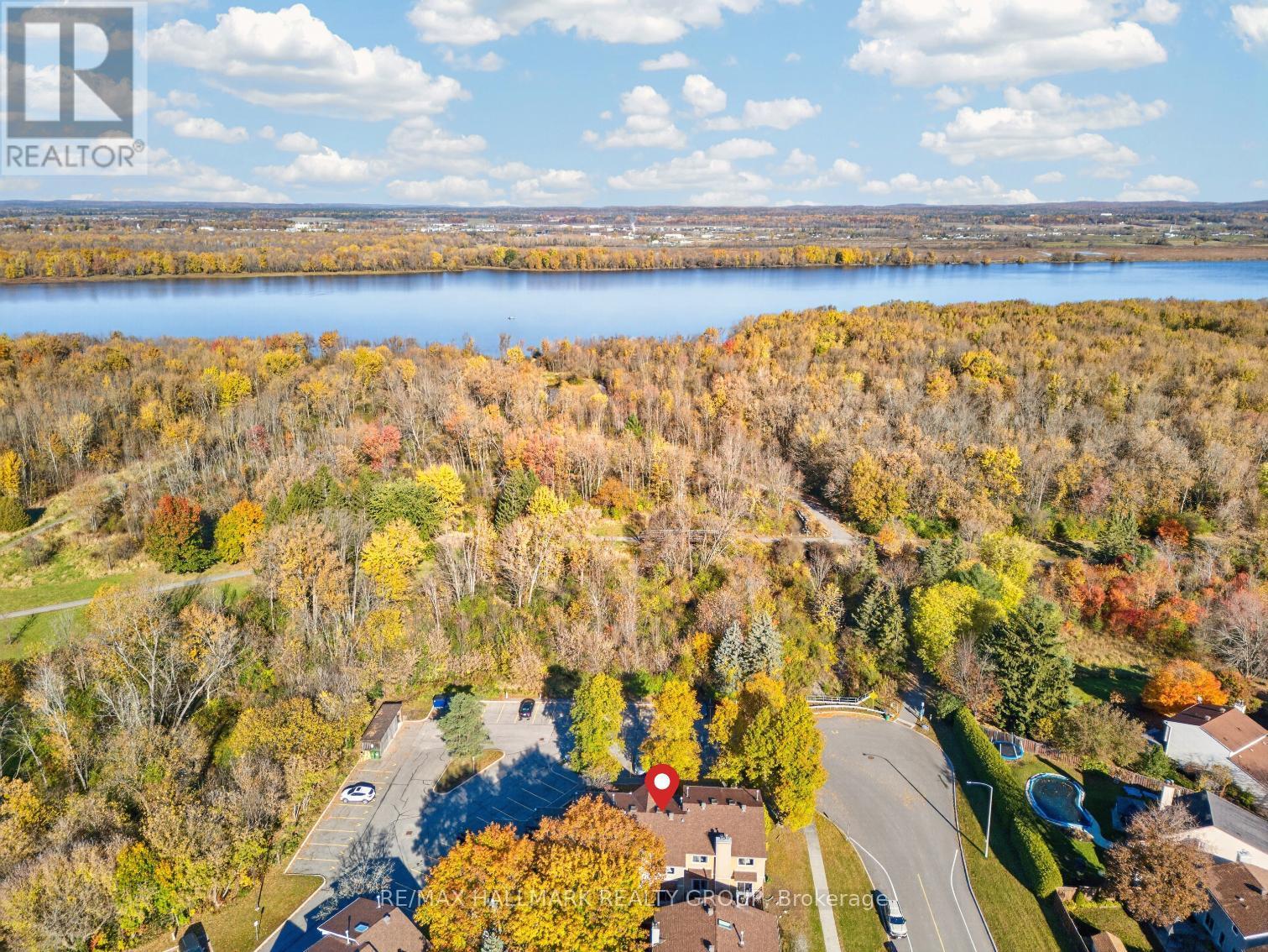 6350 Bilberry Drive, Ottawa, Ontario  K1C 4P8 - Photo 2 - X14106358