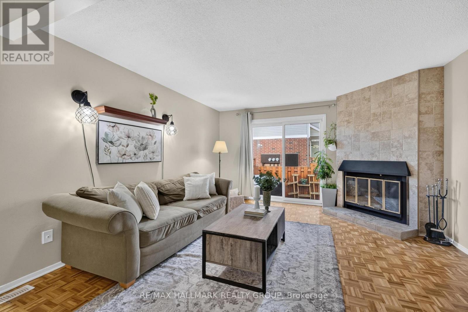 6350 Bilberry Drive, Ottawa, Ontario  K1C 4P8 - Photo 9 - X14106358