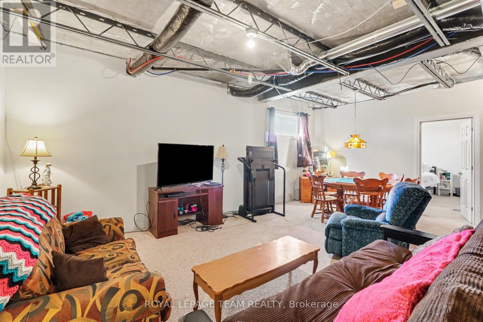 624 St Lawrence Street, North Dundas, Ontario  K0C 2K0 - Photo 23 - X14106418