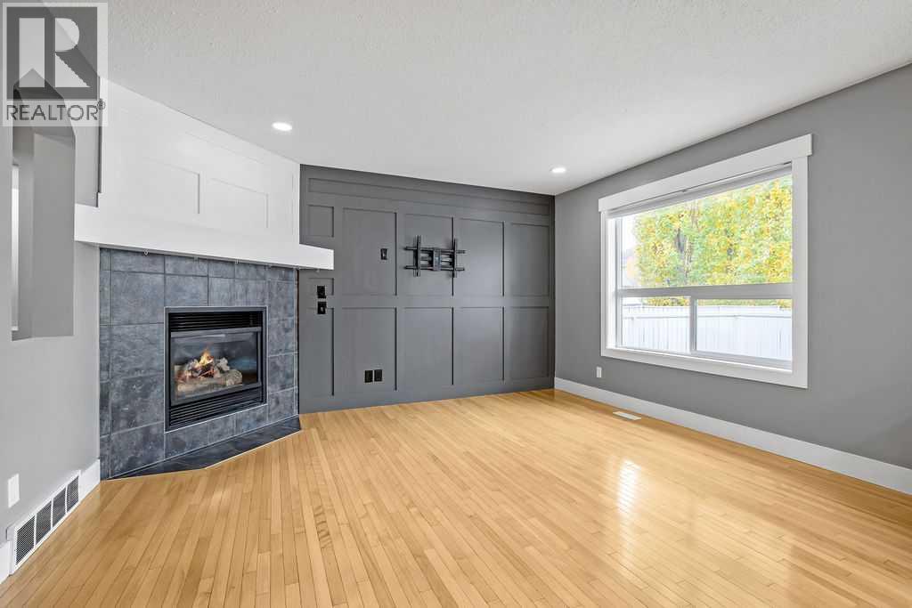 195 Cranwell Crescent SE, Calgary, Alberta  T3M 1G1 - Photo 4 - A2353253