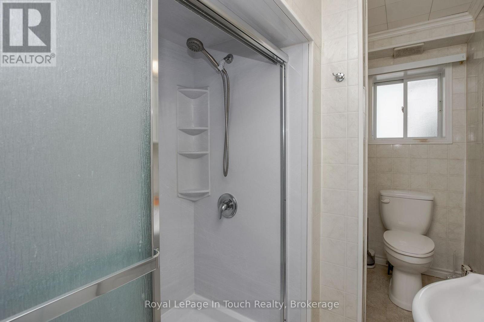 32 Maria Street, Penetanguishene, Ontario  L9M 1L7 - Photo 13 - S14106278