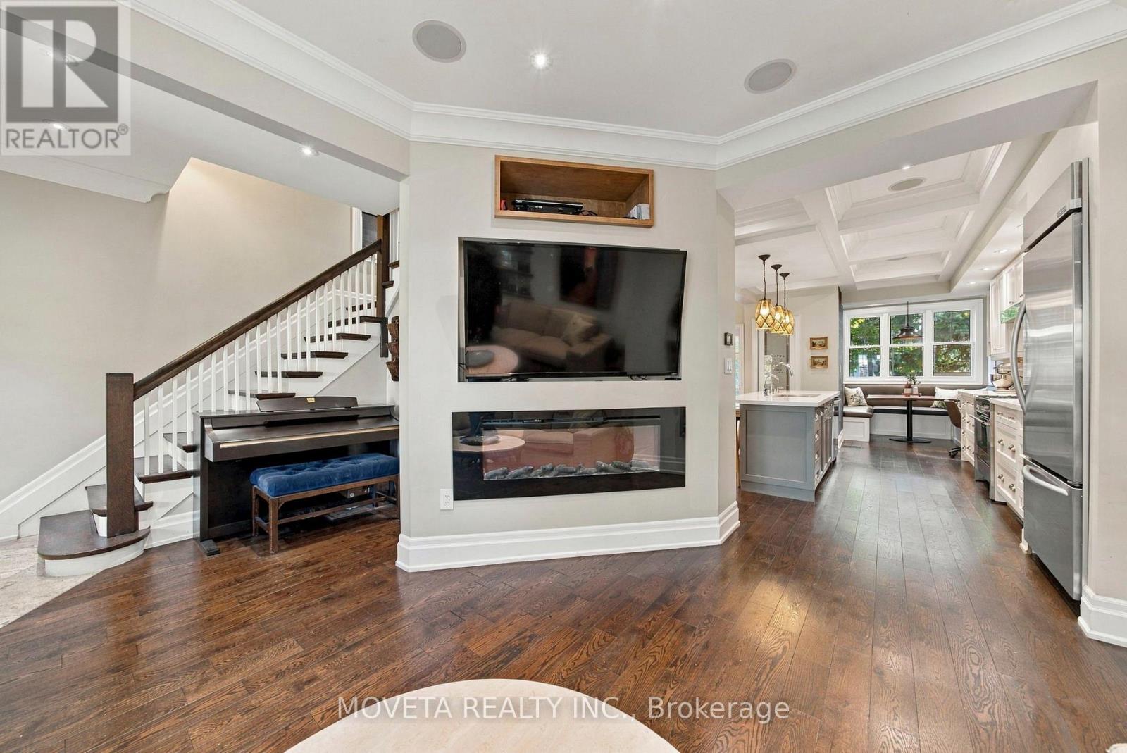 263 Glenholme Avenue, Toronto (Oakwood Village), Ontario  M6E 3C7 - Photo 6 - C14106382