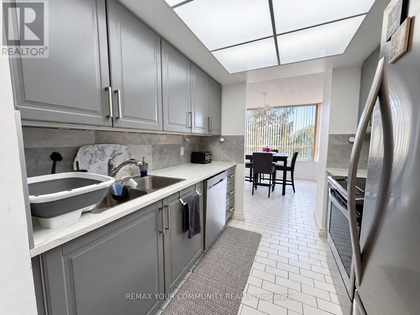411 - 1210 Don Mills Road, Toronto (Banbury-Don Mills), Ontario  M3B 3N9 - Photo 14 - C14106424