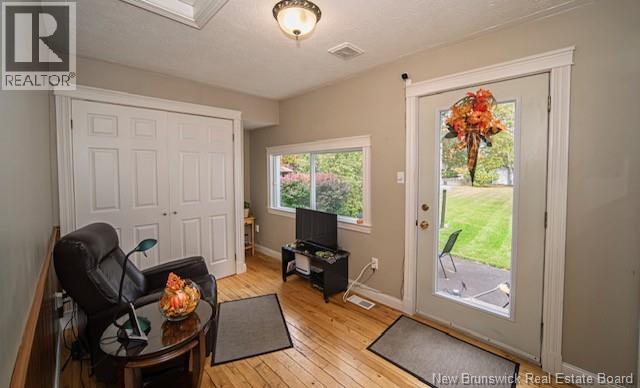 141 Claremont Drive, Fredericton, New Brunswick  E3A 1E7 - Photo 3 - NB149686